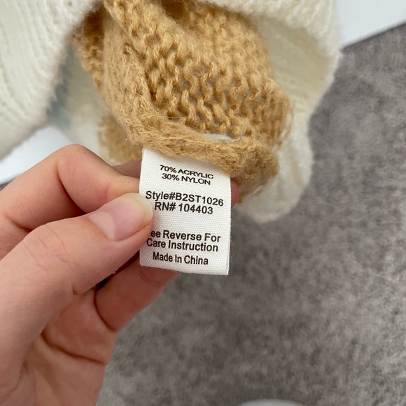 Beautiful spring sweater - Size M - Picture 4 of 6